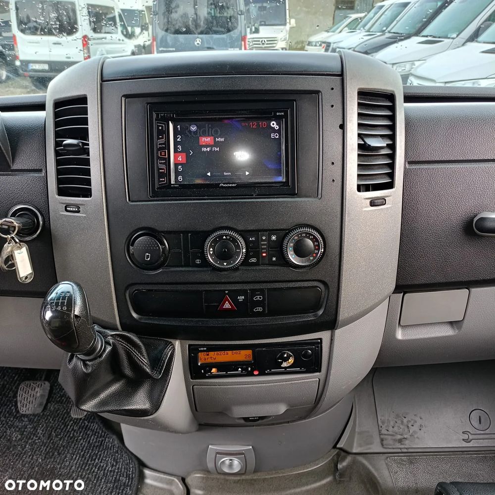 Mercedes-Benz Sprinter 513 CDI - 24