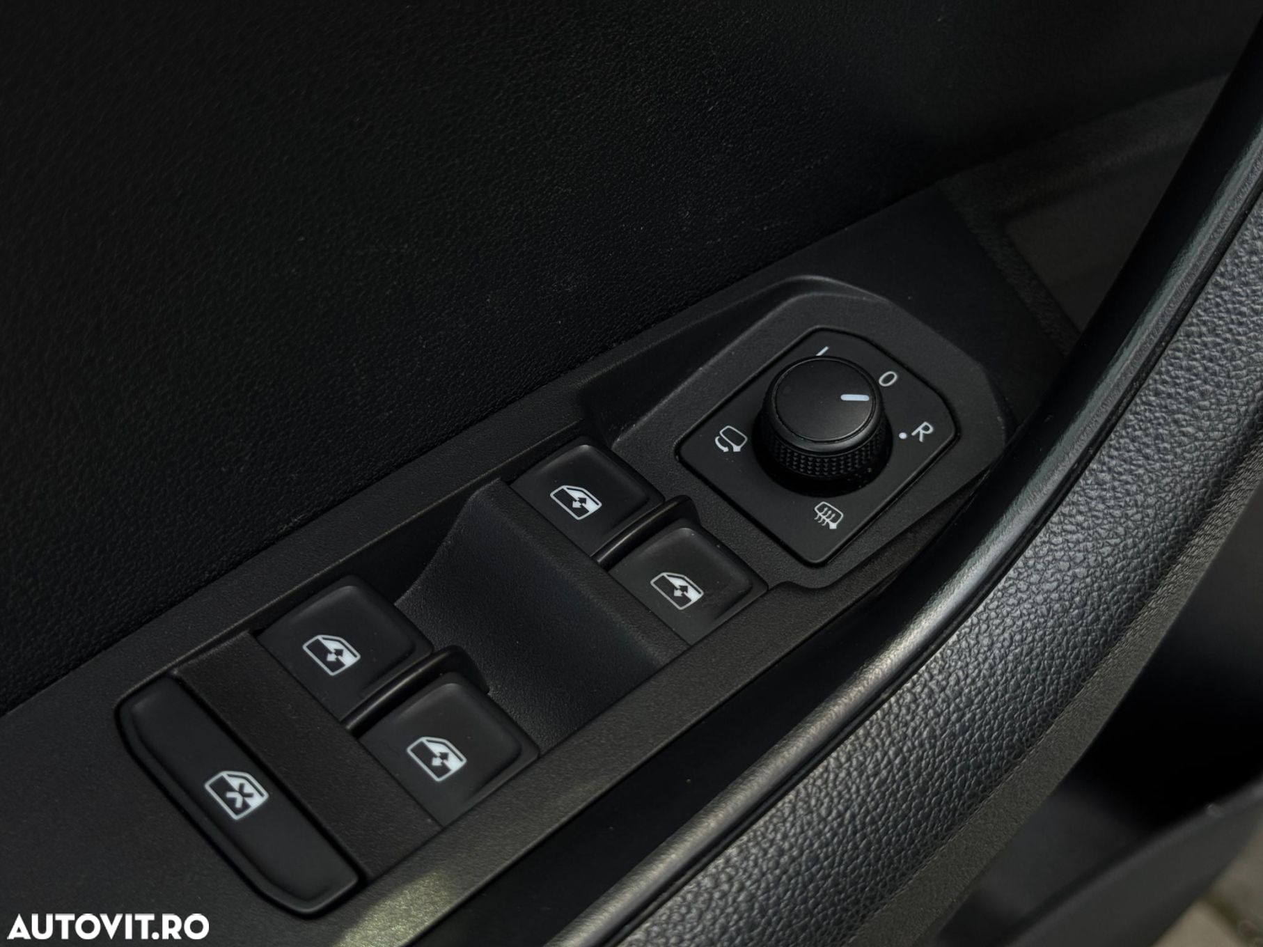 Skoda Karoq 1.6 TDI Ambition - 18