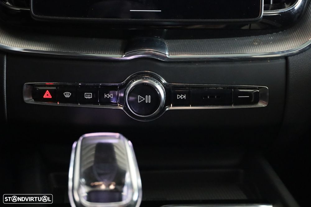 Volvo XC 60 2.0 T6 PHEV Black Edition AWD - 25
