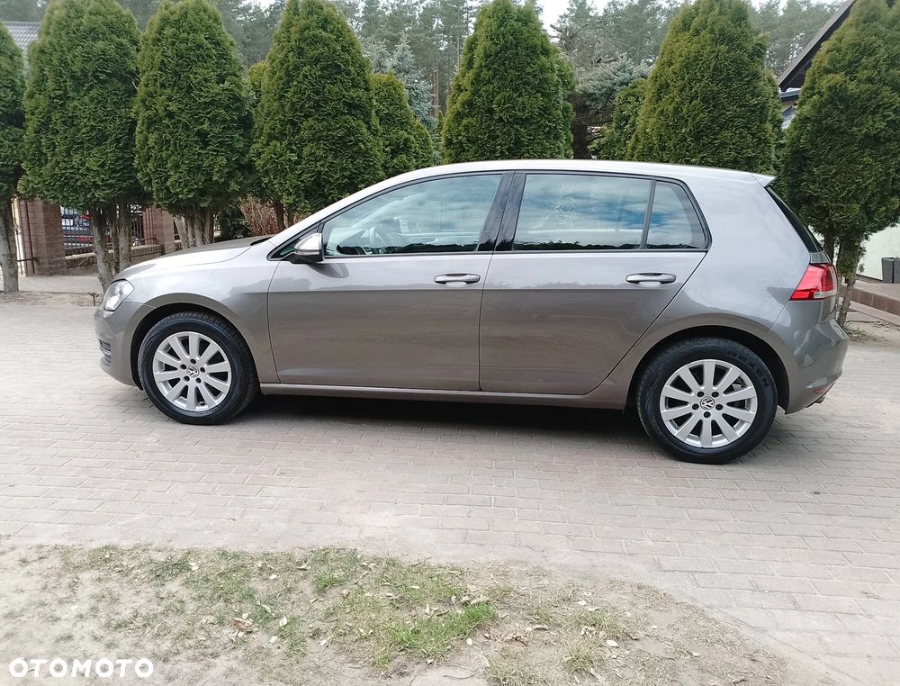 Volkswagen Golf 1.6 TDI BMT Comfortline - 10