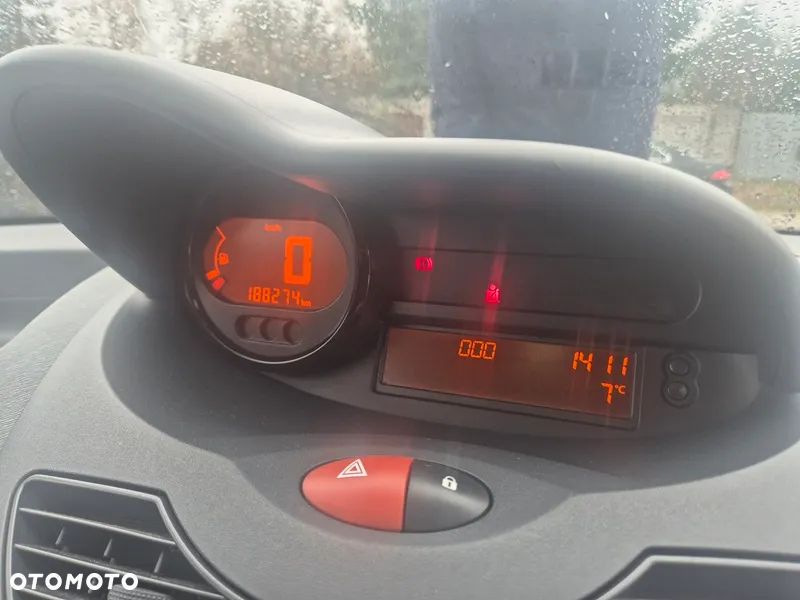 Renault Twingo - 12