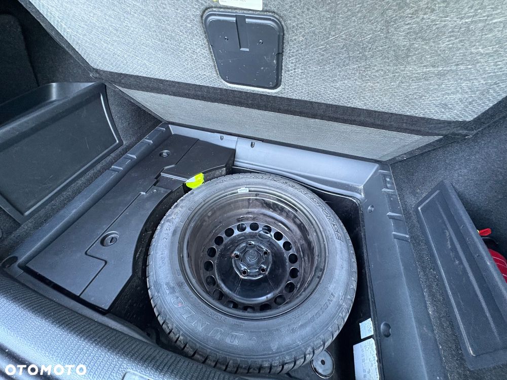 Volkswagen Passat 2.0 TDI Comfortline DSG - 23