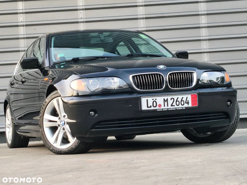 BMW Seria 3 325i Edition Exclusive - 37