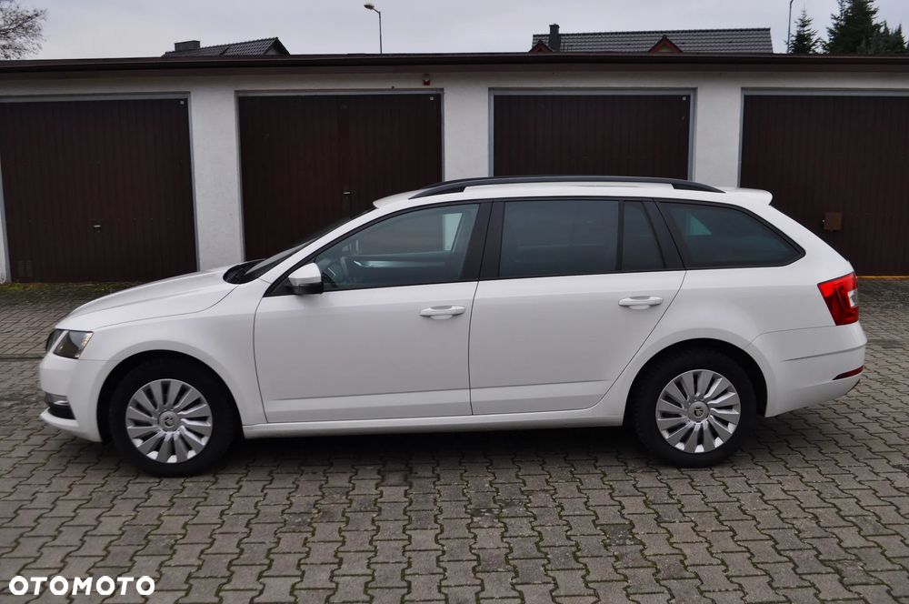 Skoda Octavia 1.6 TDI Style - 4