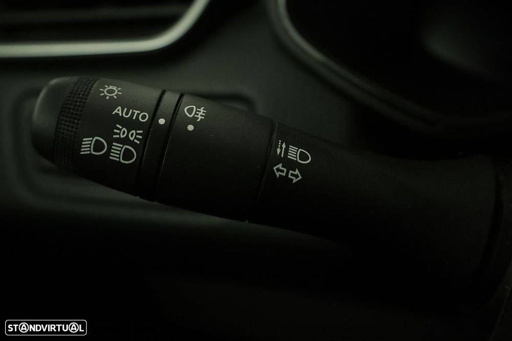 Mitsubishi Colt 1.0 MPI-T Launch Edition - 16