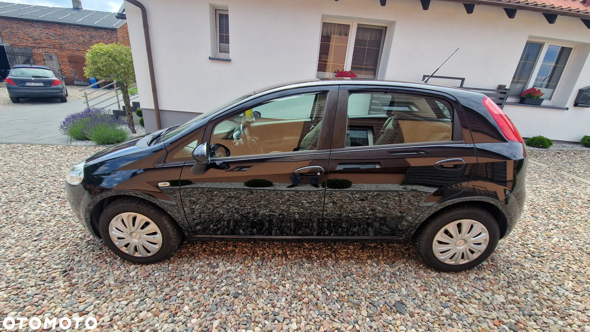 Fiat Grande Punto - 10