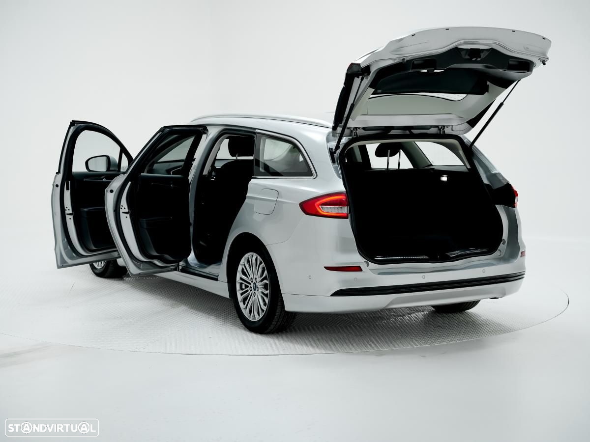 Ford Mondeo SW 2.0 HEV Titanium - 4