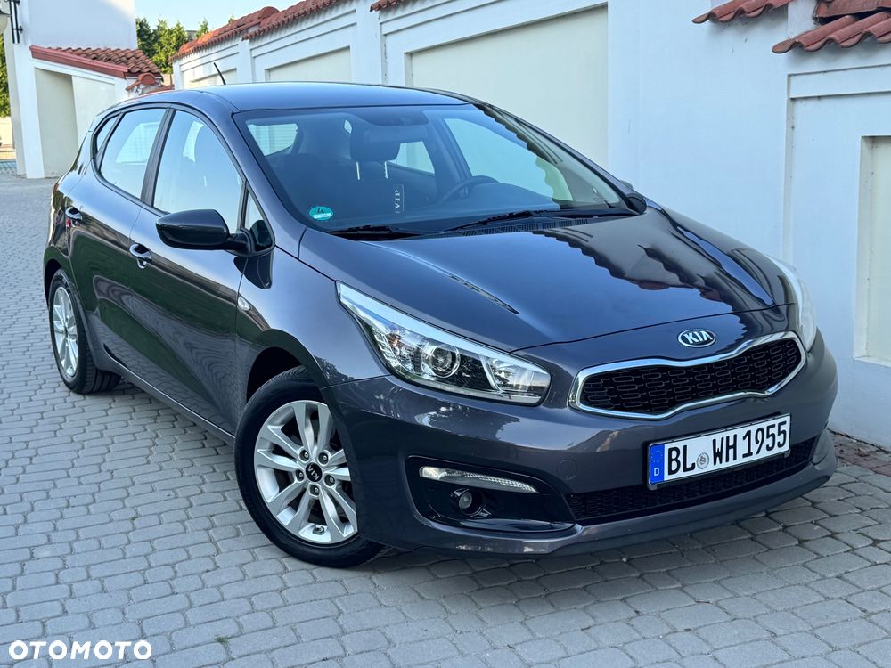 Kia Ceed - 6