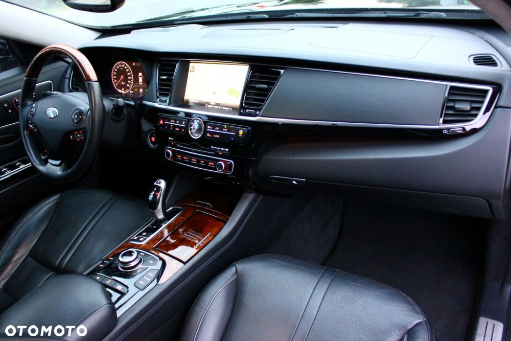 Kia K9 - 8