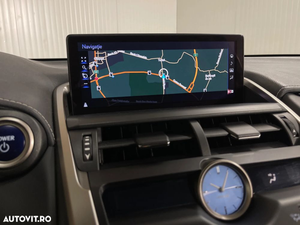 Lexus Seria NX 300h AWD Business - 14