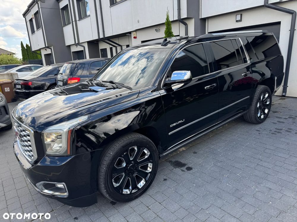 GMC Yukon - 7