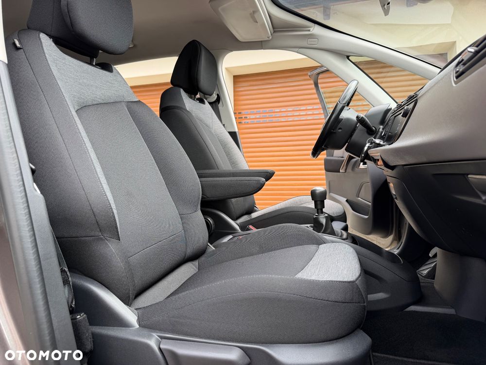 Citroën C4 Picasso - 28