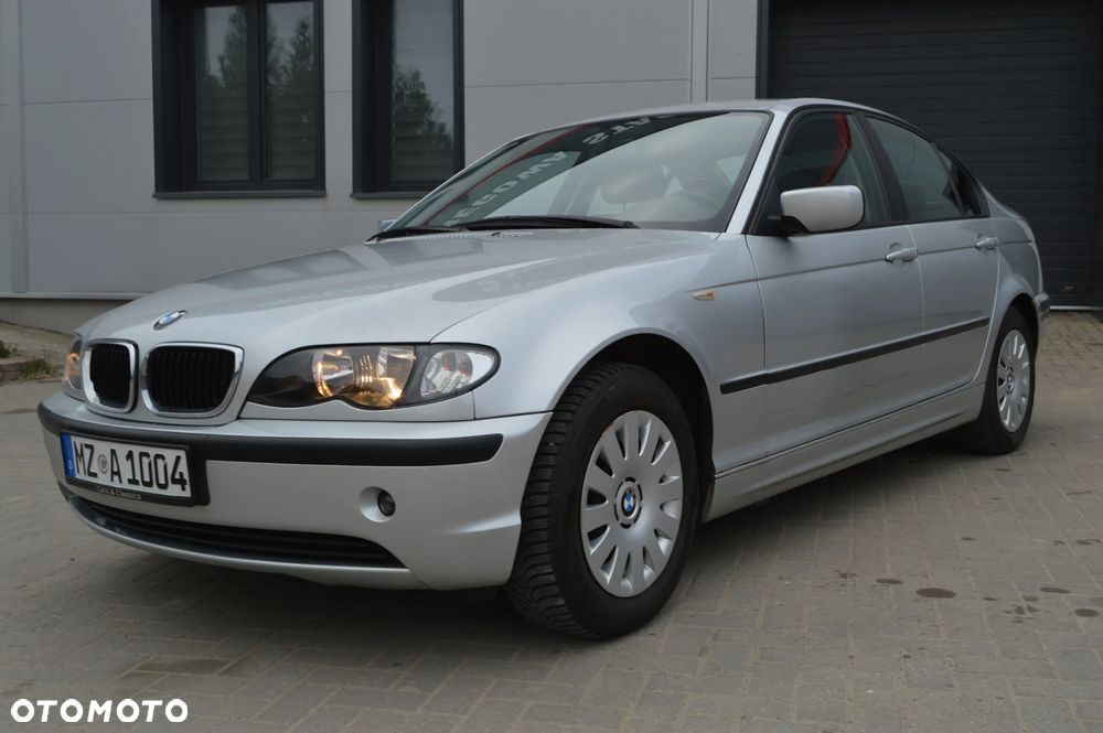 BMW Seria 3 318i - 5