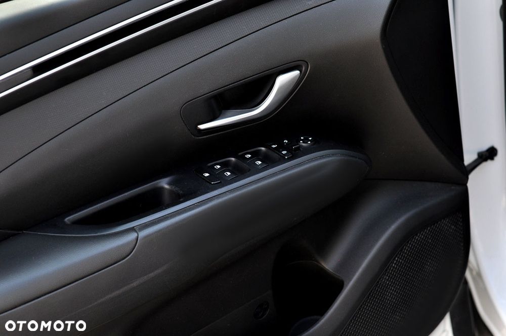 Hyundai Tucson 1.6 CRDi 48V-Hybrid 2WD DCT Trend - 37