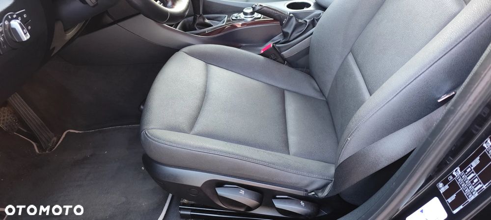 BMW X1 sDrive16d Sport Line - 15