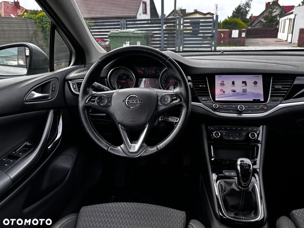 Opel Astra 1.6 D (CDTI) Start/Stop Innovation - 16