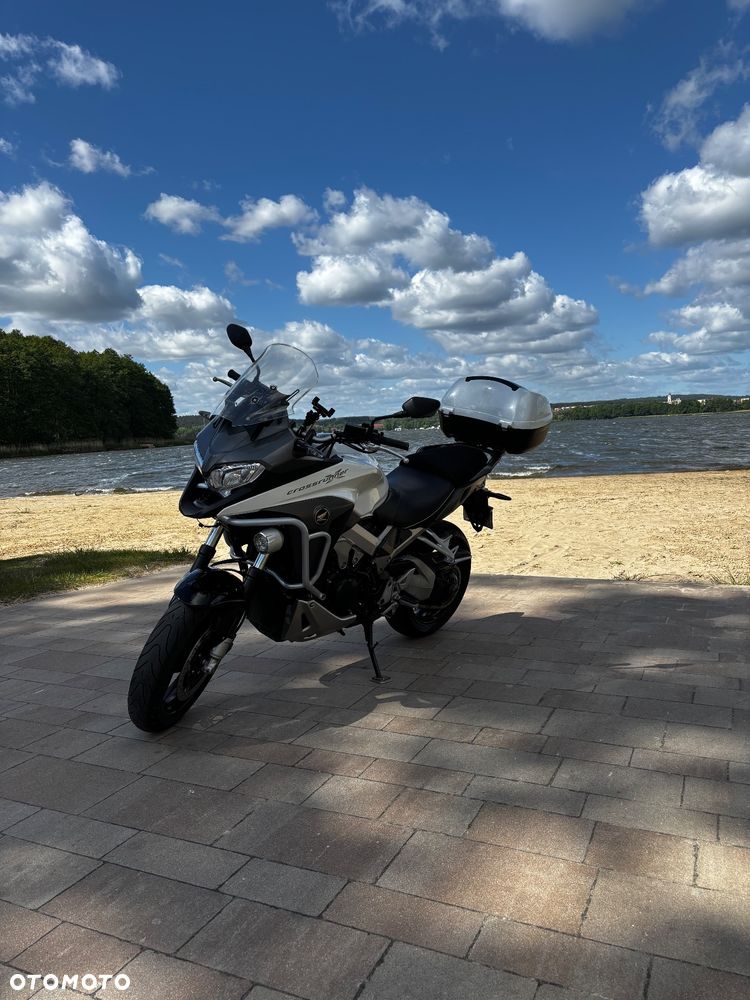 Honda VFR - 9