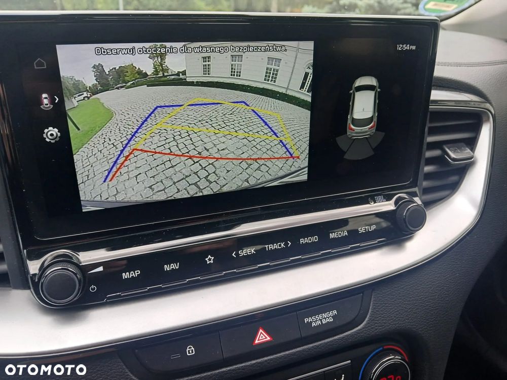 Kia XCeed - 27