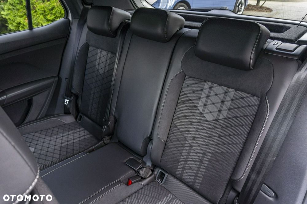 Volkswagen T-Cross - 22