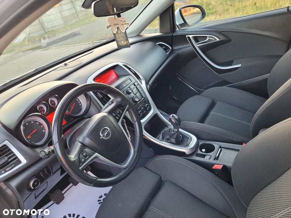 Opel Astra 1.4 Turbo Sports Tourer - 14