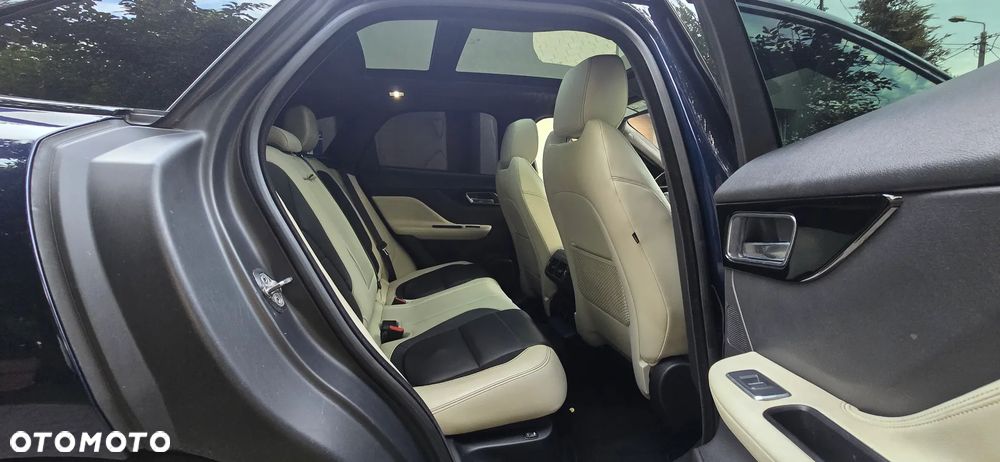 Jaguar F-Pace 3.0 V6 AWD S - 15