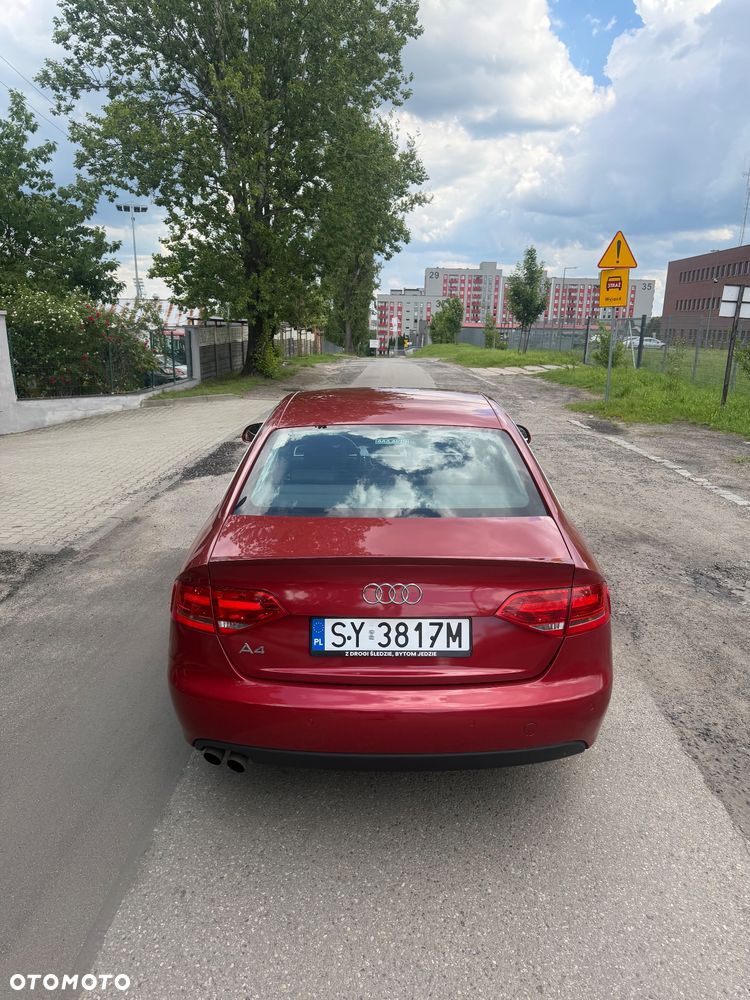 Audi A4 Limousine - 6