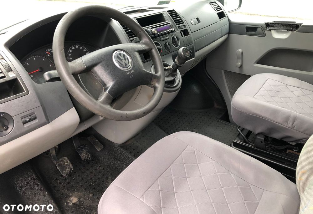 Volkswagen Transporter T5 TDI L2H1 - 8