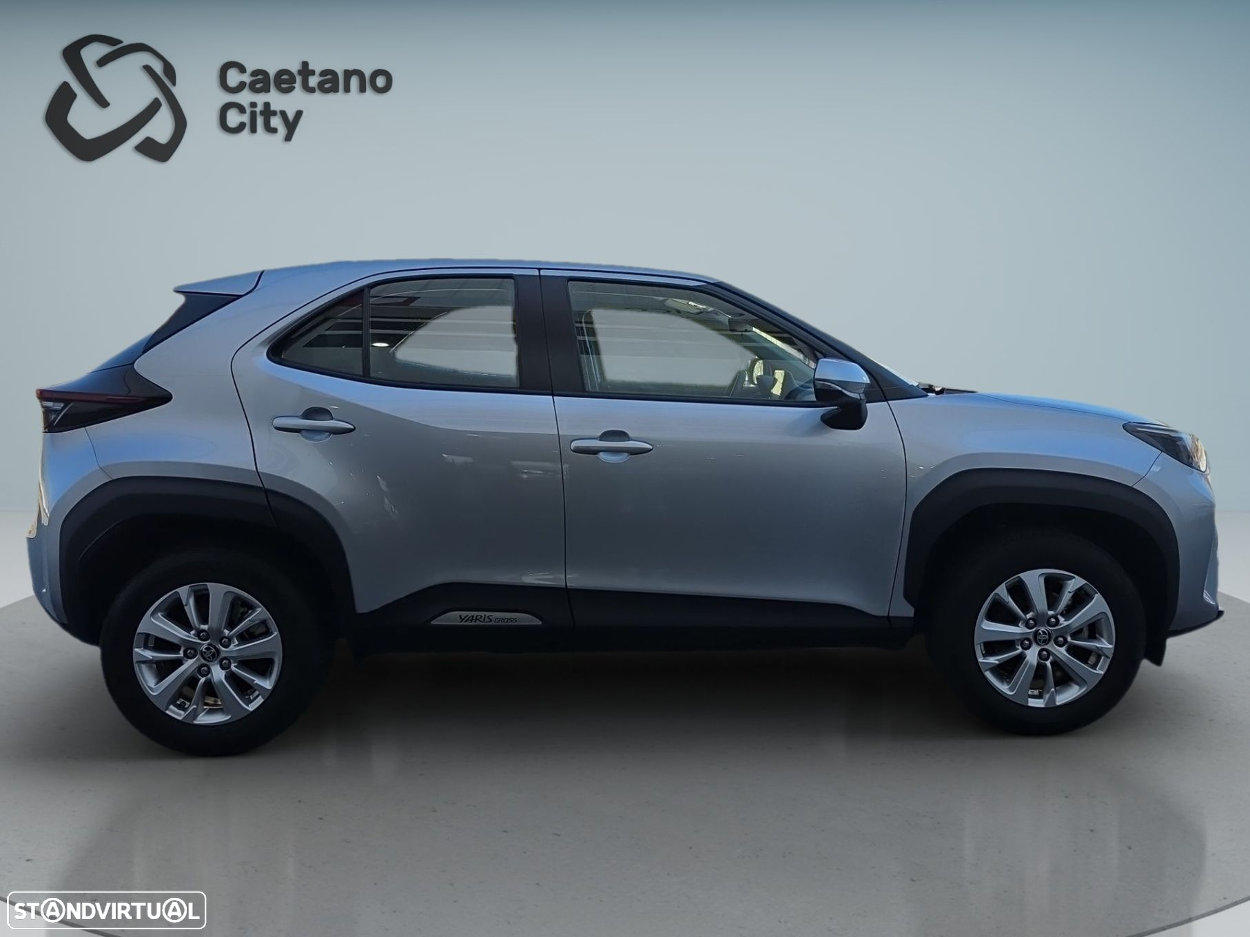 Toyota Yaris Cross - 16