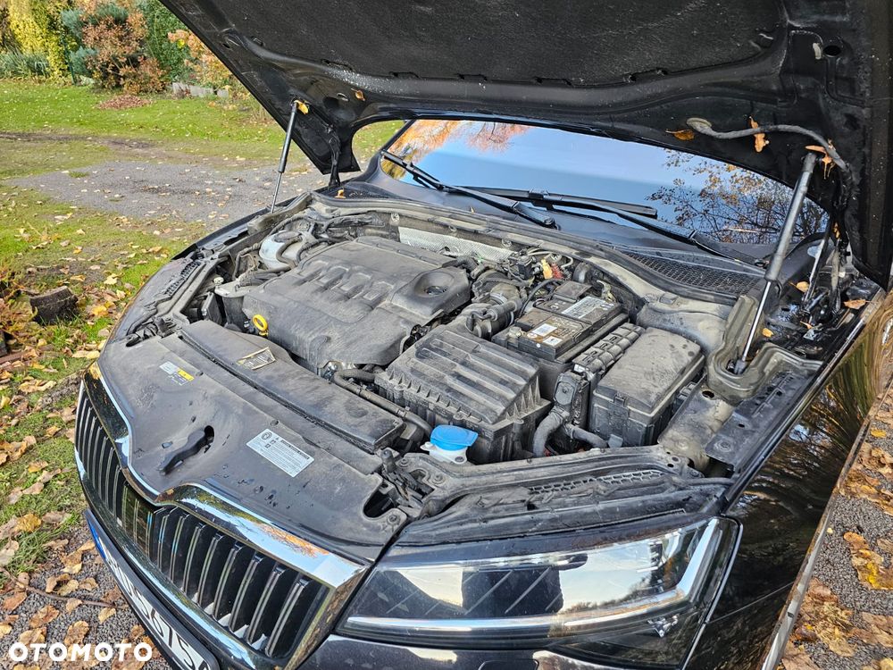 Skoda Superb 2.0 TDI SCR 4x4 L&K DSG - 11