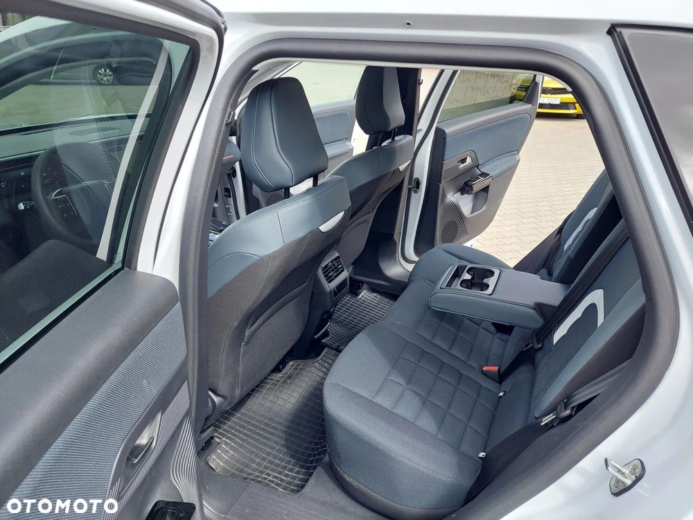 Citroën C5 Aircross 1.2 mHEV Plus eDCT6 - 28