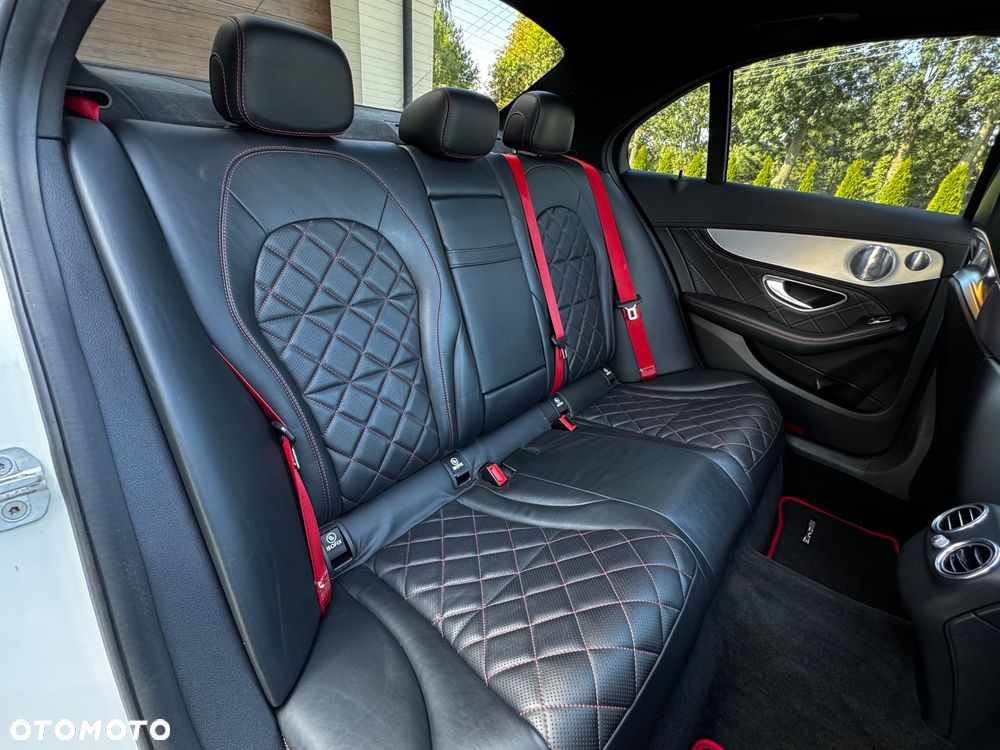 Mercedes-Benz Klasa C AMG 63 S AMG Speedshift 7G-MCT Edition 1 - 19