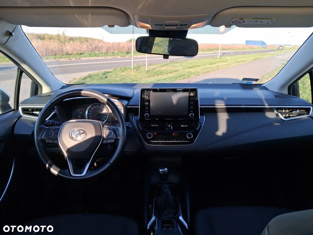 Toyota Corolla 1.6 Comfort - 9