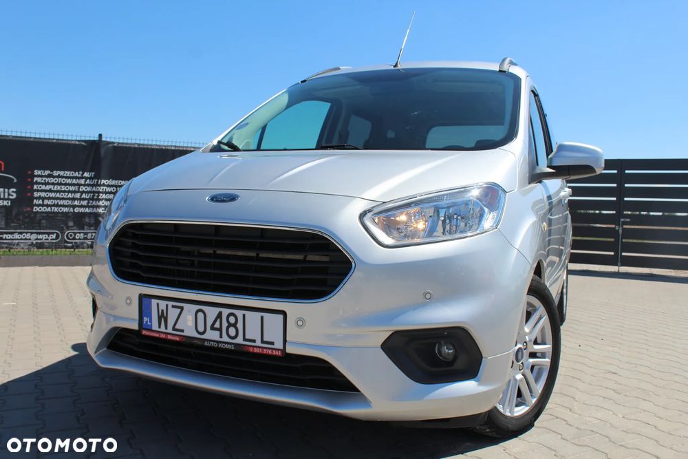Ford Tourneo Courier 1.0 EcoBoost S&S Titanium - 11