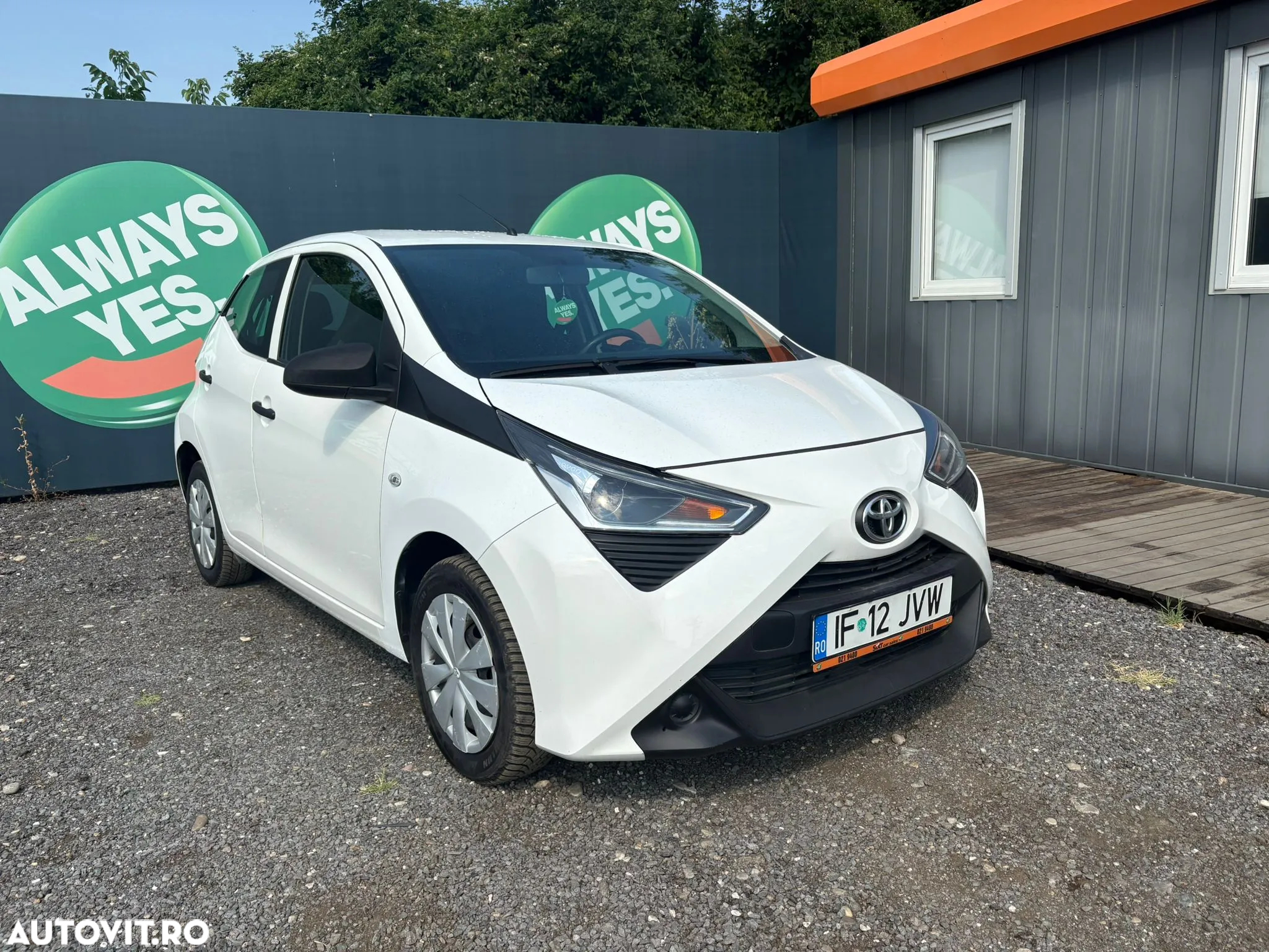 Toyota Aygo 1.0 VVY-I 5 usi X - 2