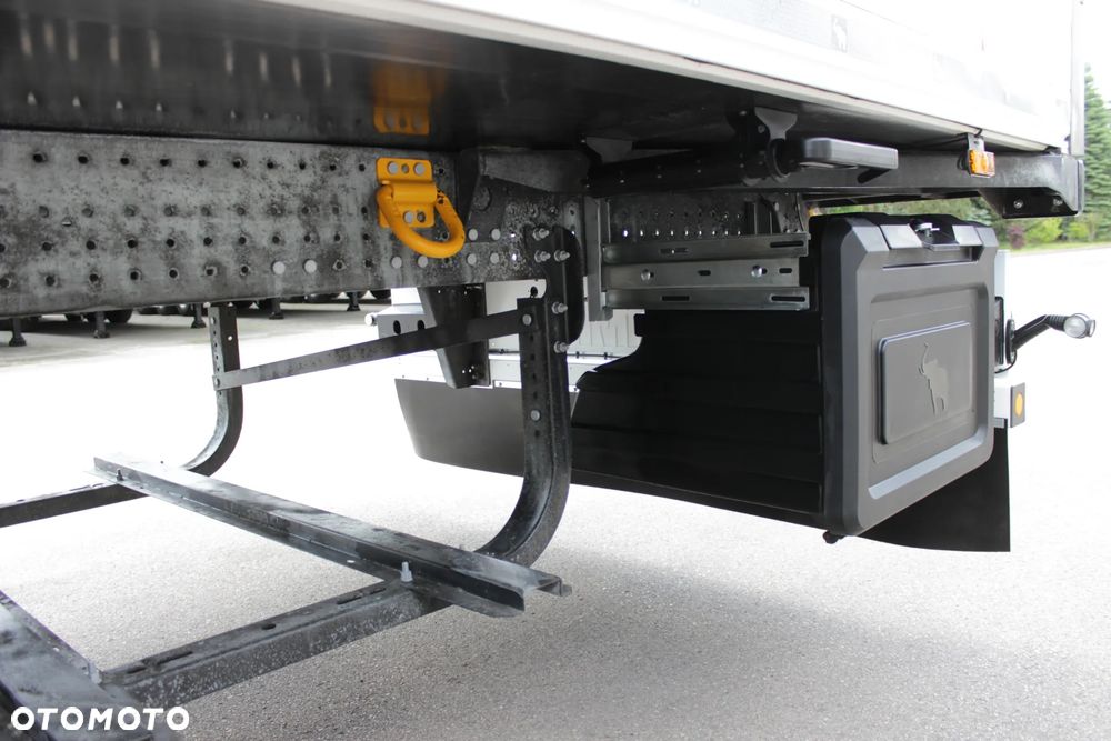 Schmitz Cargobull FP 60 V7 Thermo King SLXi 300 / DOPPELSTOCK / Oś Podnoszona /ŚCIANA 7 CM / - 11