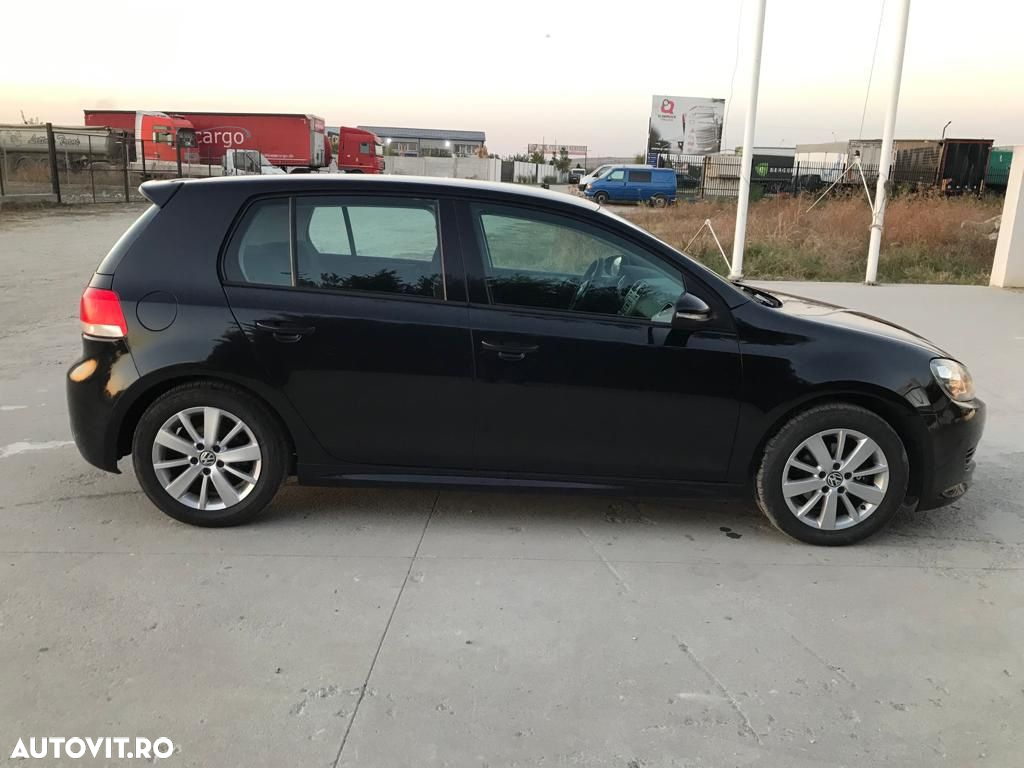 Volkswagen Golf 1.6 TDI BlueMotion Technology DPF Comfortline - 15
