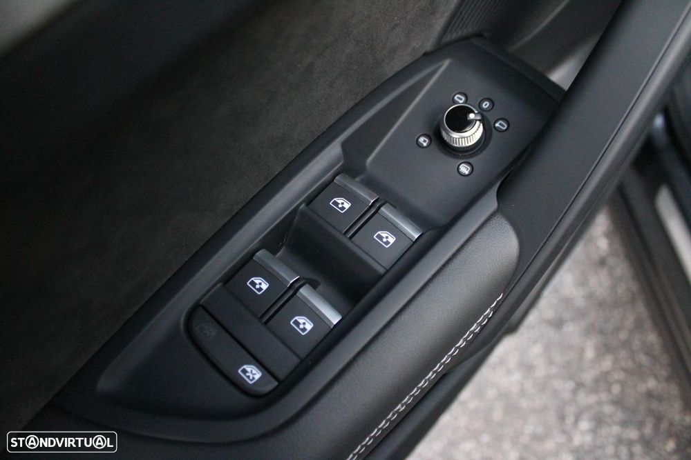 Audi Q5 55 TFSIe quattro S line S tronic - 8