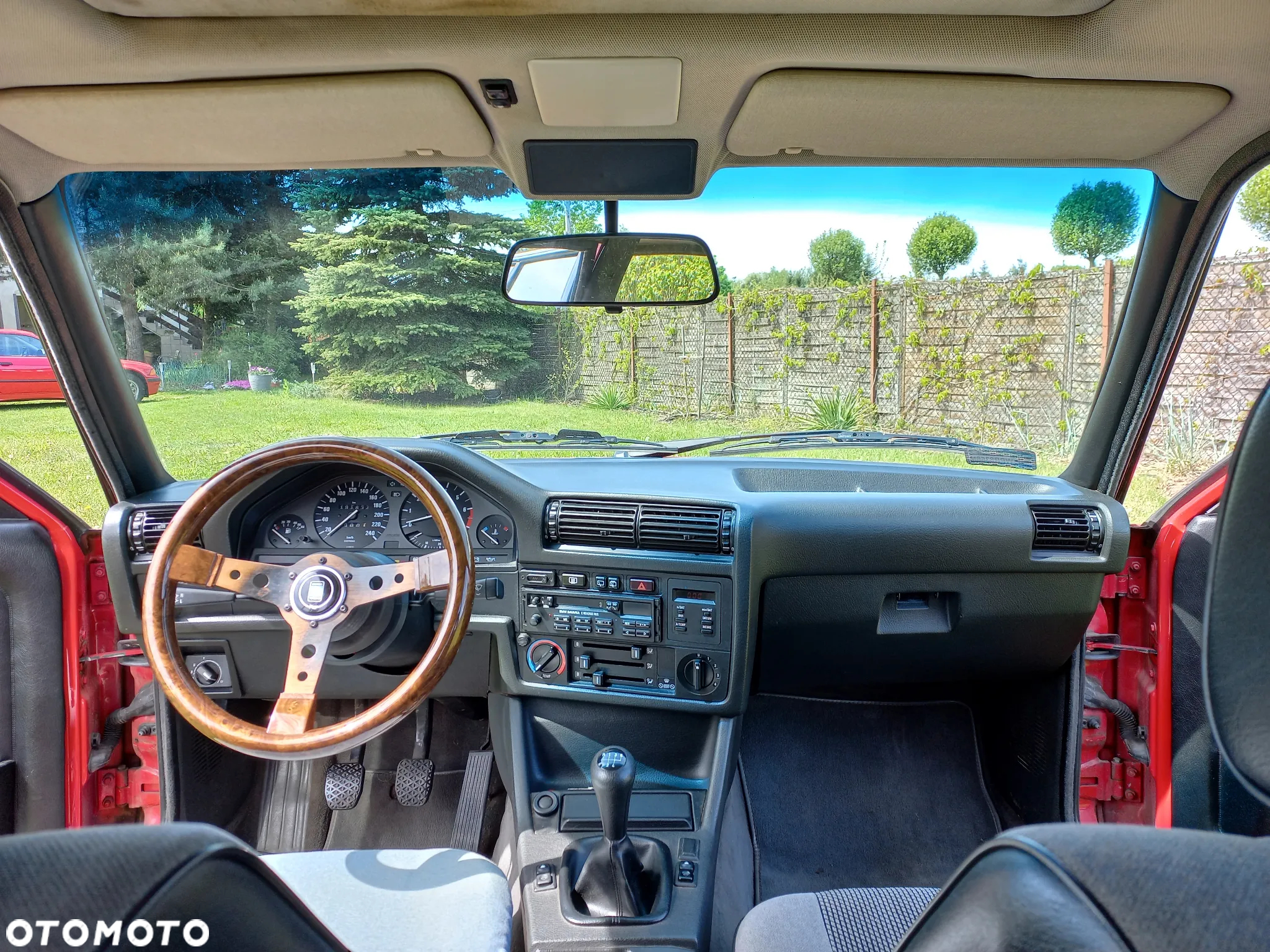 BMW Seria 3 318i Touring - 19