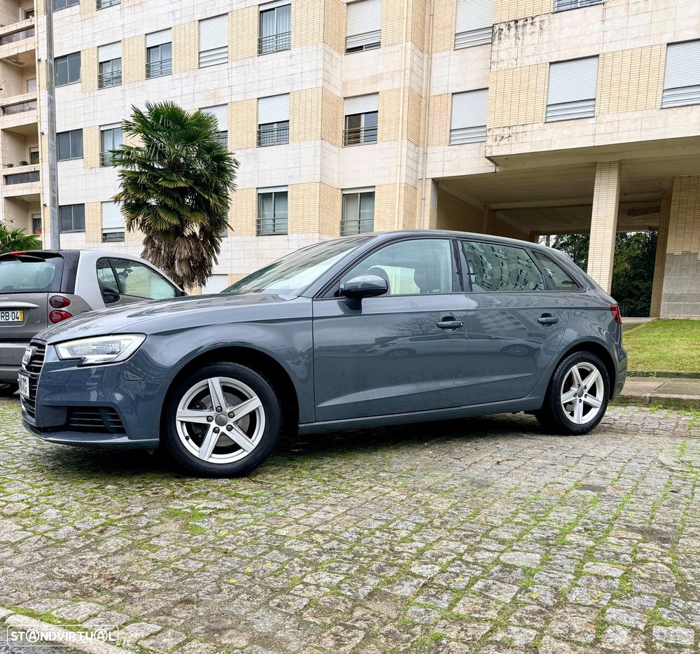 Audi A3 Sportback 1.6 TDI Design - 14