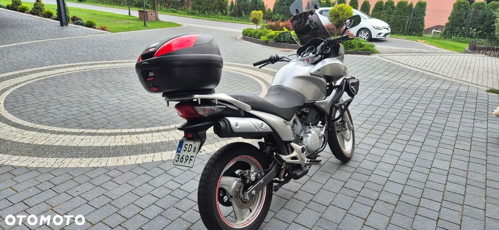 Honda XL - 4
