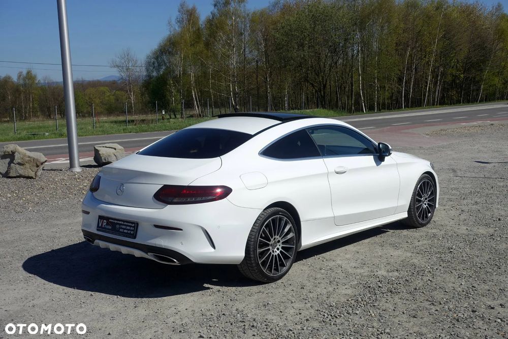 Mercedes-Benz Klasa C 200 4Matic 9G-TRONIC - 5