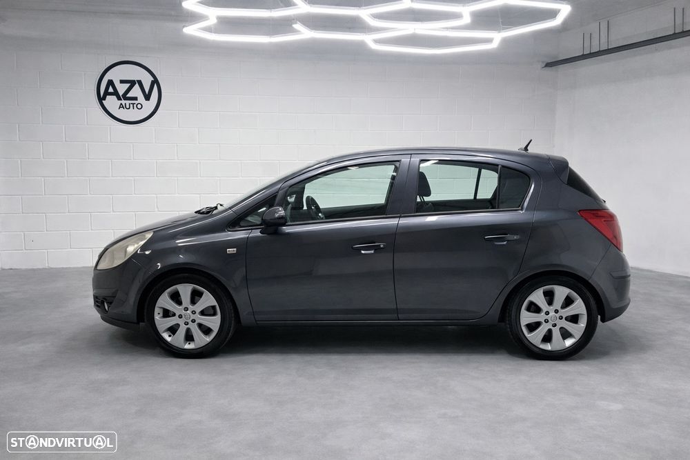 Opel Corsa 1.3 CDTI Enjoy EcoFLEX - 2