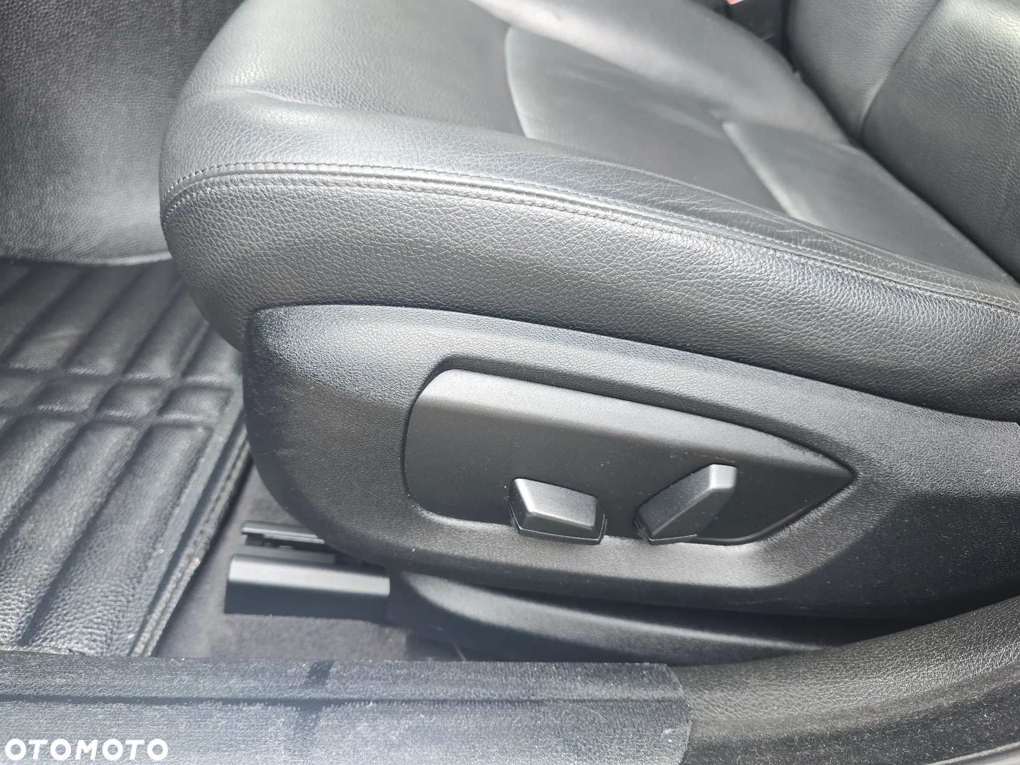 BMW Seria 5 530d Touring Modern Line - 20