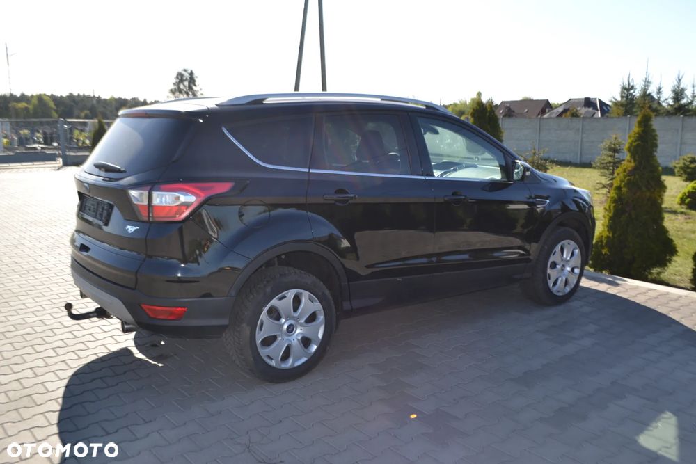 Ford Kuga 1.5 EcoBoost 2x4 Titanium - 12