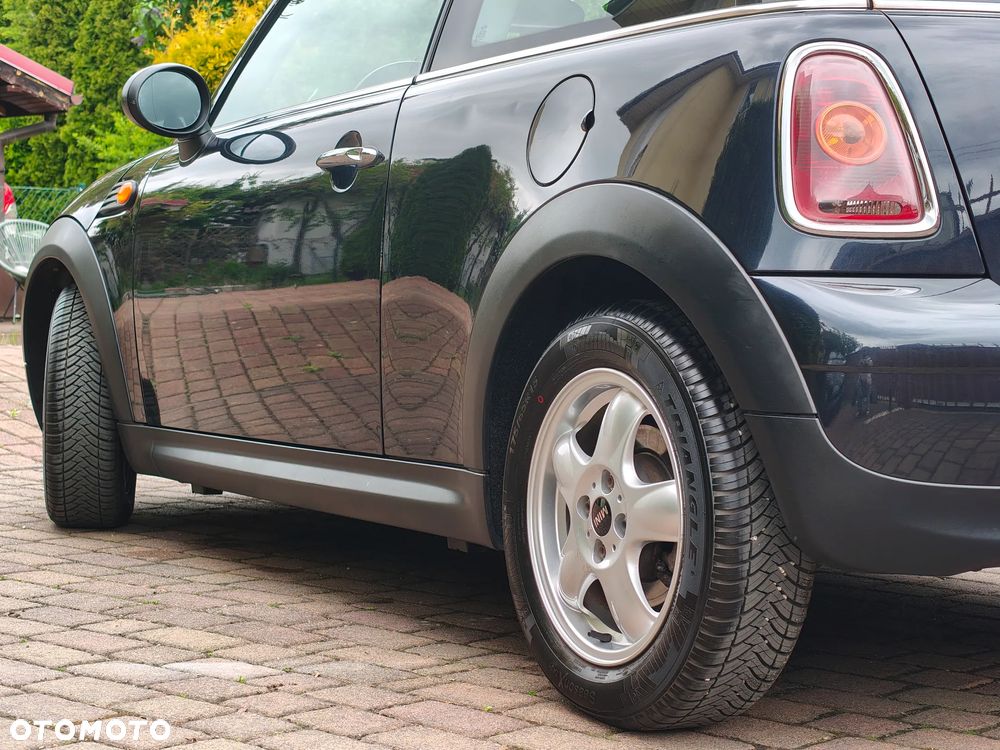 MINI Cooper Standard - 8