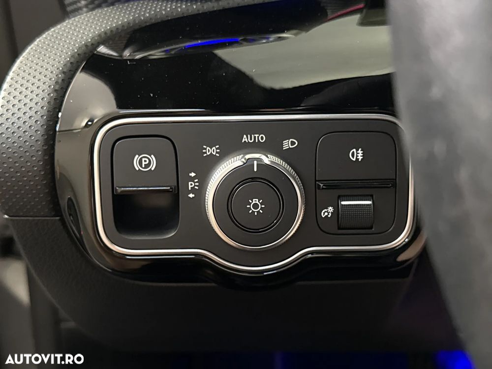Mercedes-Benz CLA 180 7G-DCT Edition Progressive Line - 16