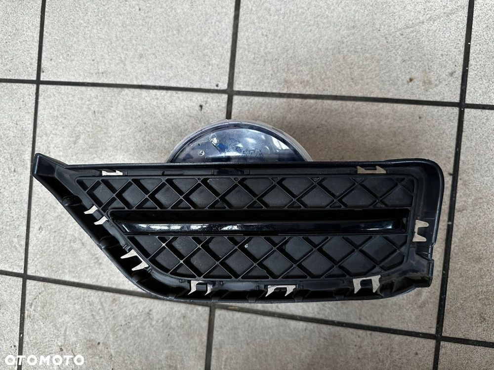 BMW X1 E84 X-LINE LEWA KRATKA ZDERZAKA ZAŚLEPKA 51117303757 K118/1280 - 5