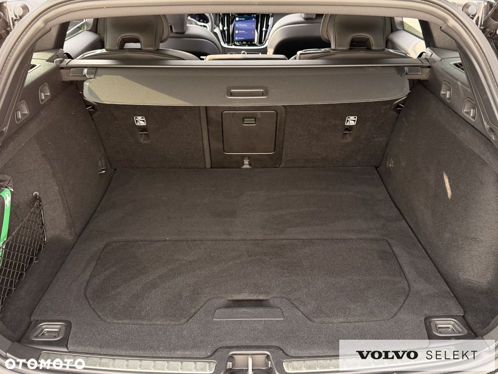 Volvo V60 Cross Country - 29