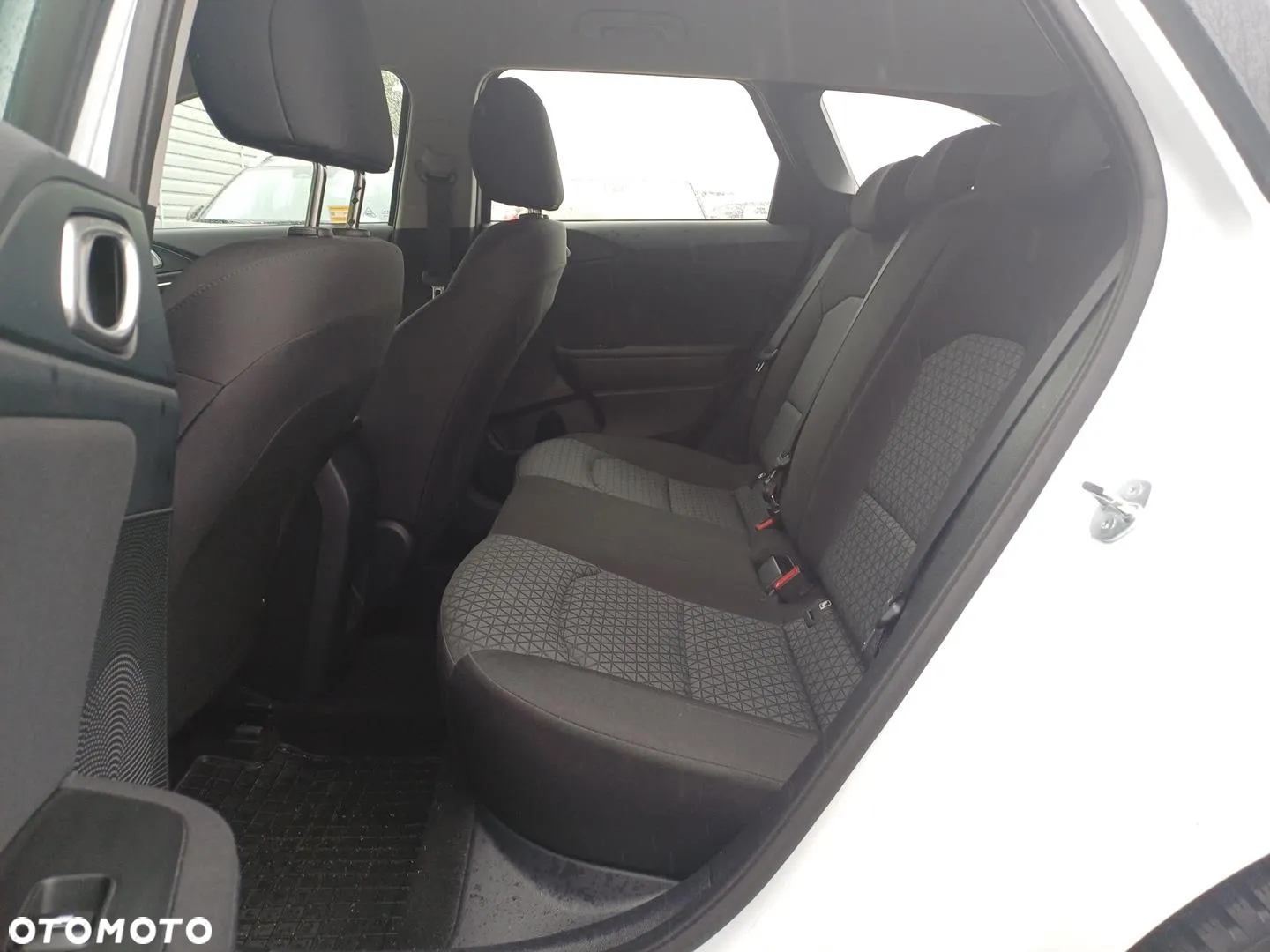 Kia Ceed 1.0 T-GDI S - 17