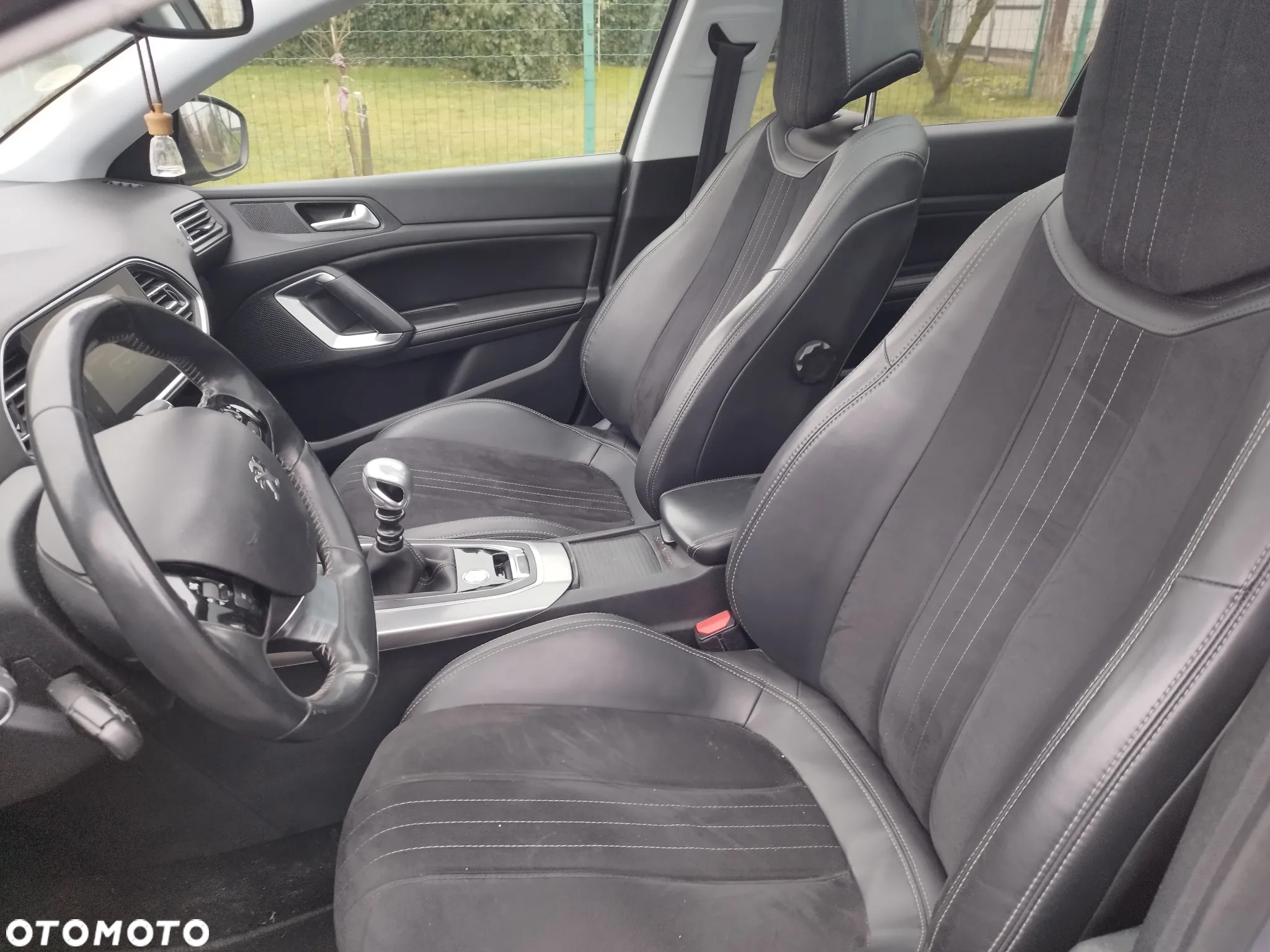 Peugeot 308 BlueHDi FAP 150 Stop & Start Allure - 13